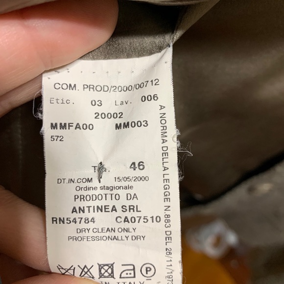 Armani Collezioni Taupe blazer - Picture 5 of 11
